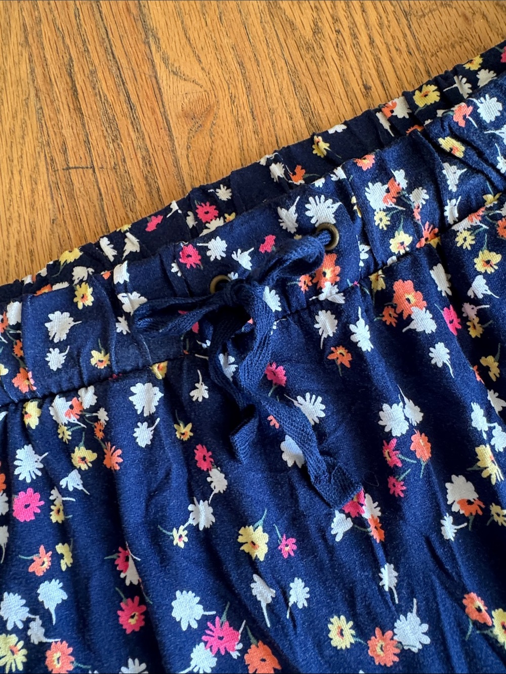St. John's Bay Navy Floral Midi Skirt with Drawstring Waist medium A376 - Picture 4 of 9